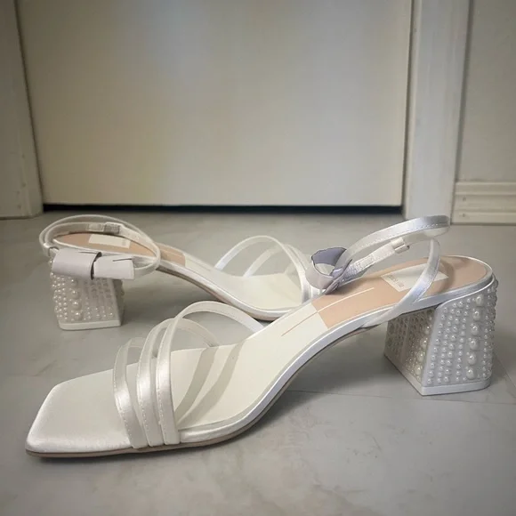 Dolce Vita Pearl Heels - Picture 2 of 6
